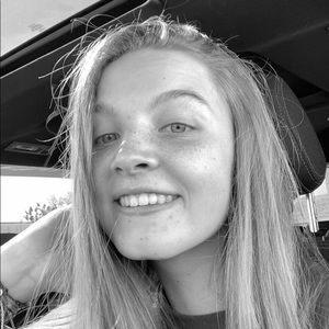 Meet your Posher, Ash